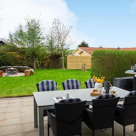 Holiday home 2 Bedroom In