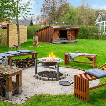 2 Bedroom In Børkop