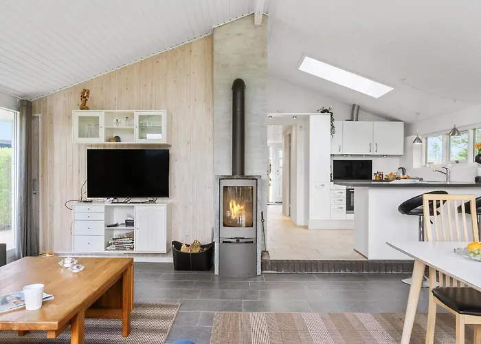 2 Bedroom In Semesterbostad *